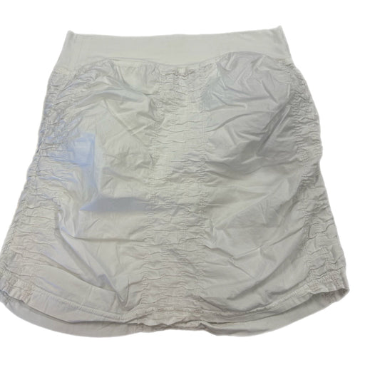 Skirt Mini & Short By Clothes Mentor In White, Size: M