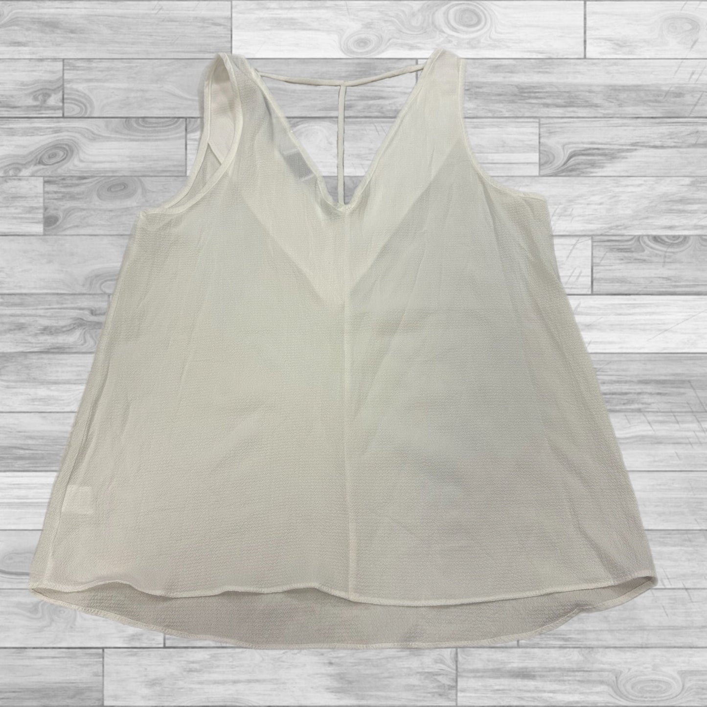 Top Sleeveless By Clothes Mentor In White, Size: L