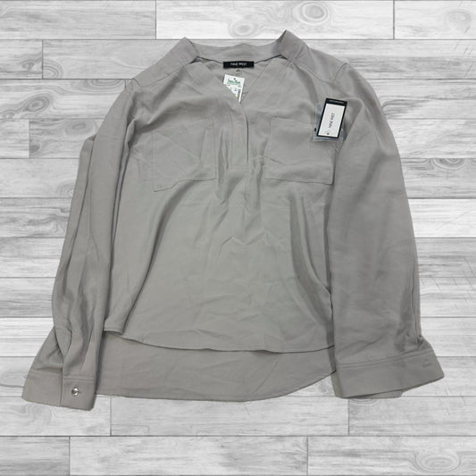 Top Long Sleeve By Nine West In Grey, Size: M