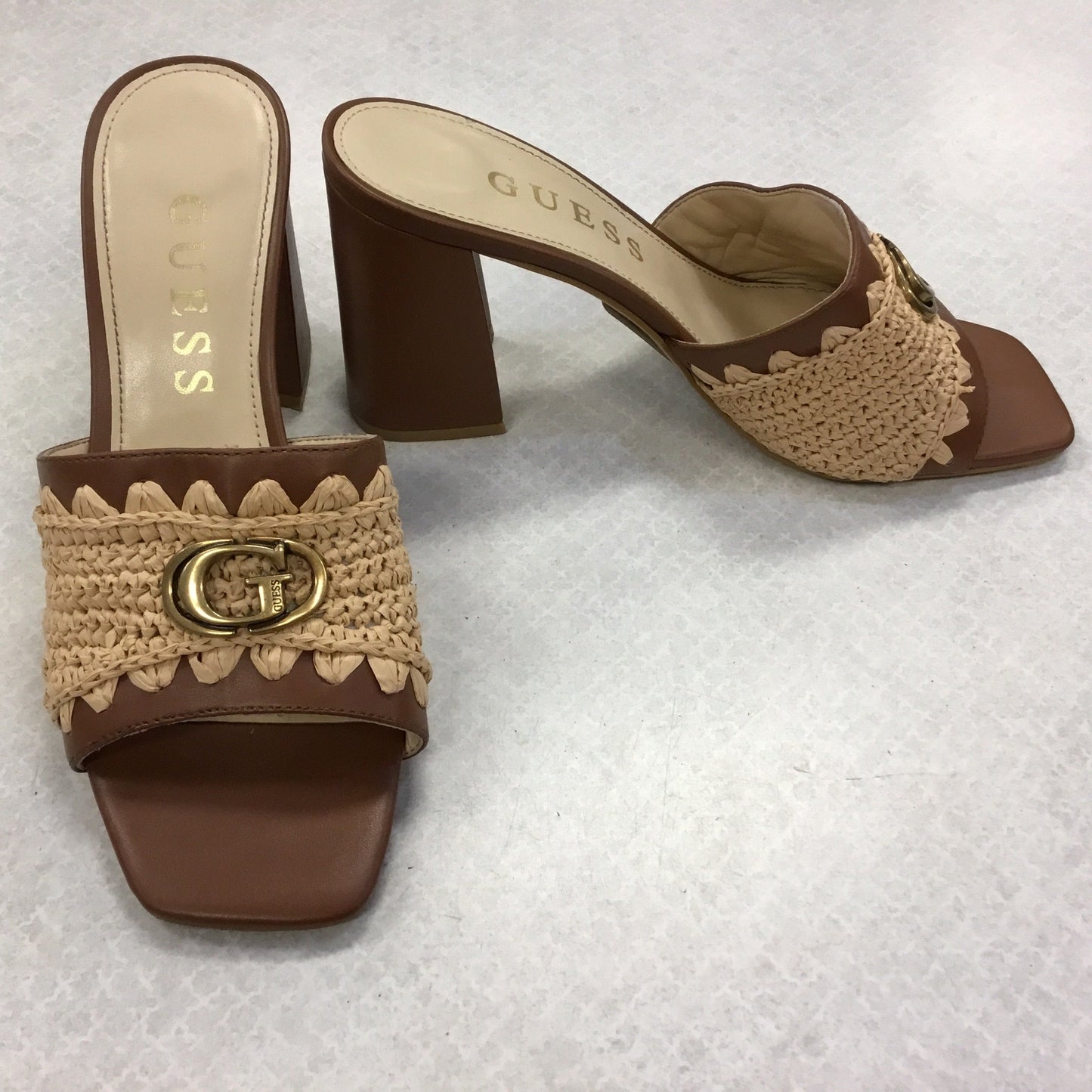 Shoes Heels Block By Guess In Brown, Size: 10