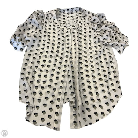 Top Short Sleeve By Rose And Olive In White, Size: L