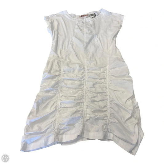 Dress Casual Short By Clothes Mentor In White, Size: M