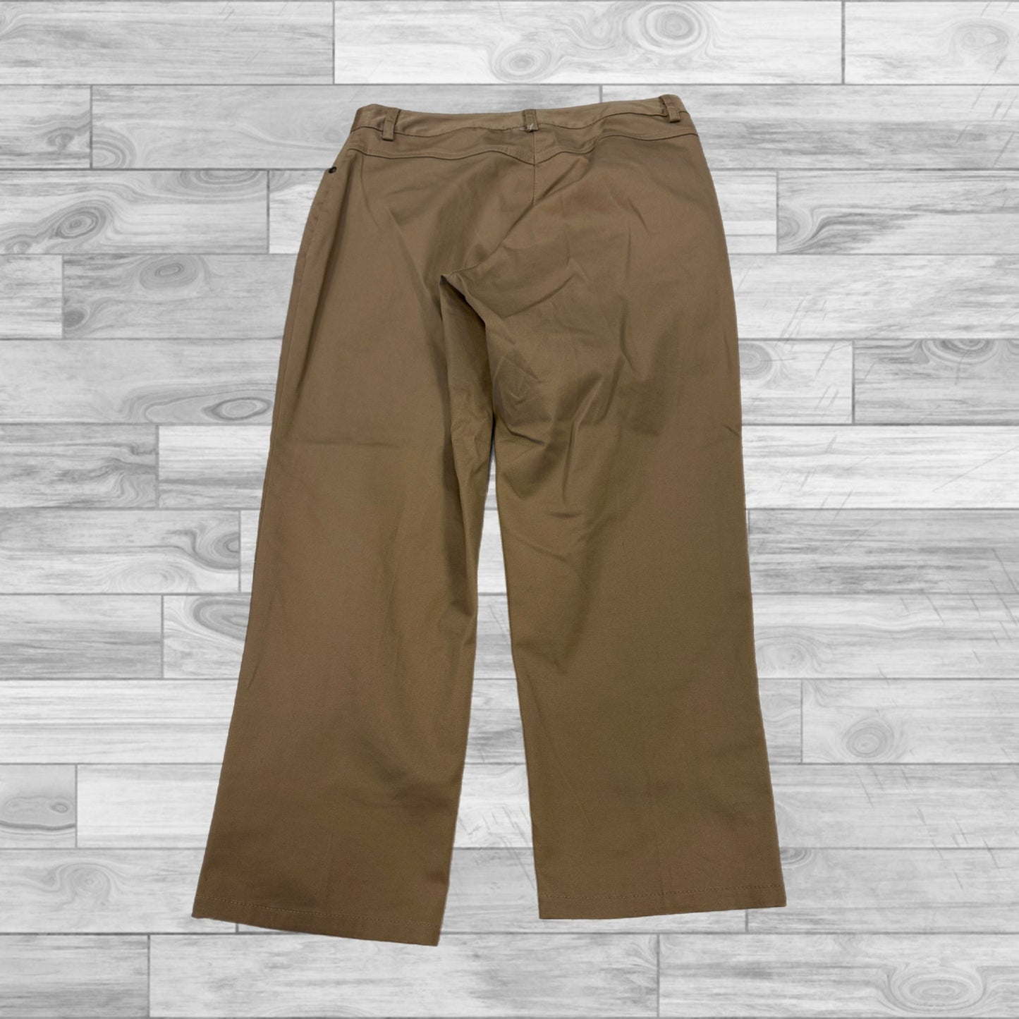 Capris By Hearts Of Palm In Brown, Size: 4