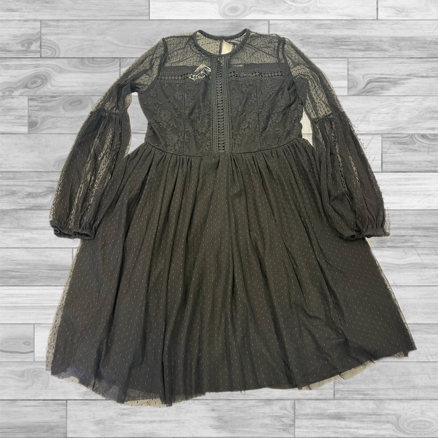 Dress Casual Short By Disney Store In Black, Size: Xl