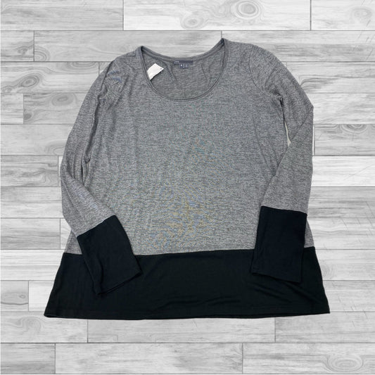 Top Long Sleeve By Vince In Grey, Size: M