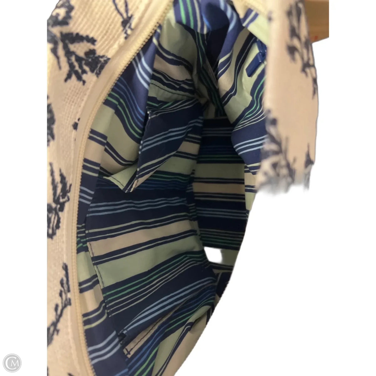 Handbag By Clothes Mentor, Size: Small