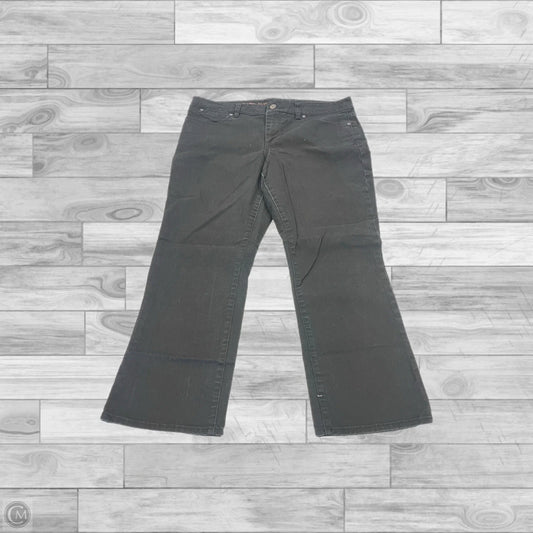 Capris By Signature Studio In Black, Size: 12