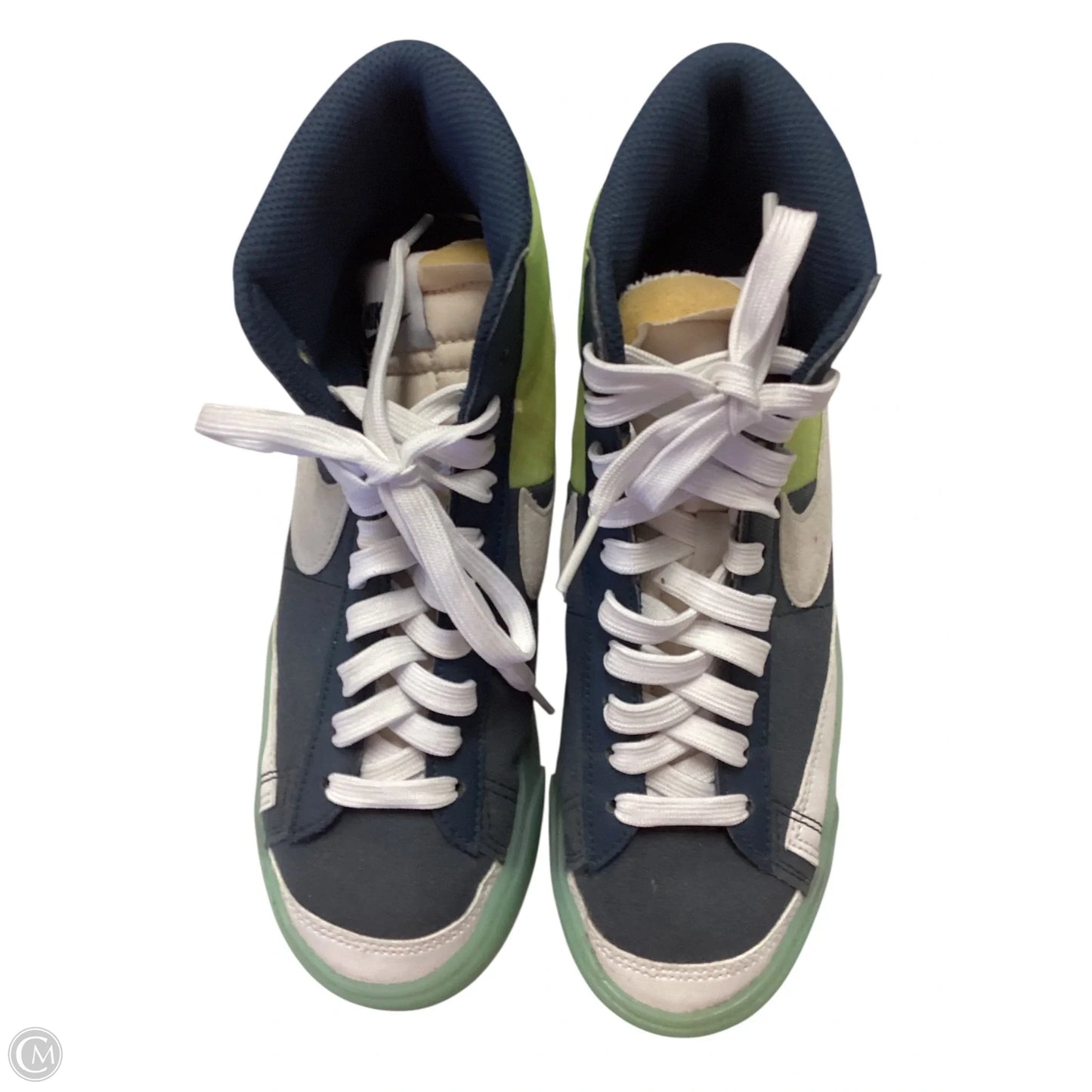 Shoes Sneakers By Nike In Green, Size: 5.5