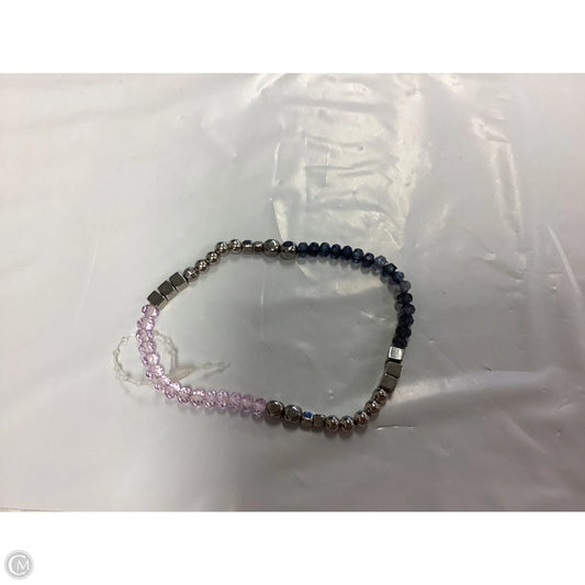 Bracelet Beaded By Clothes Mentor, Size: 02 Piece Set
