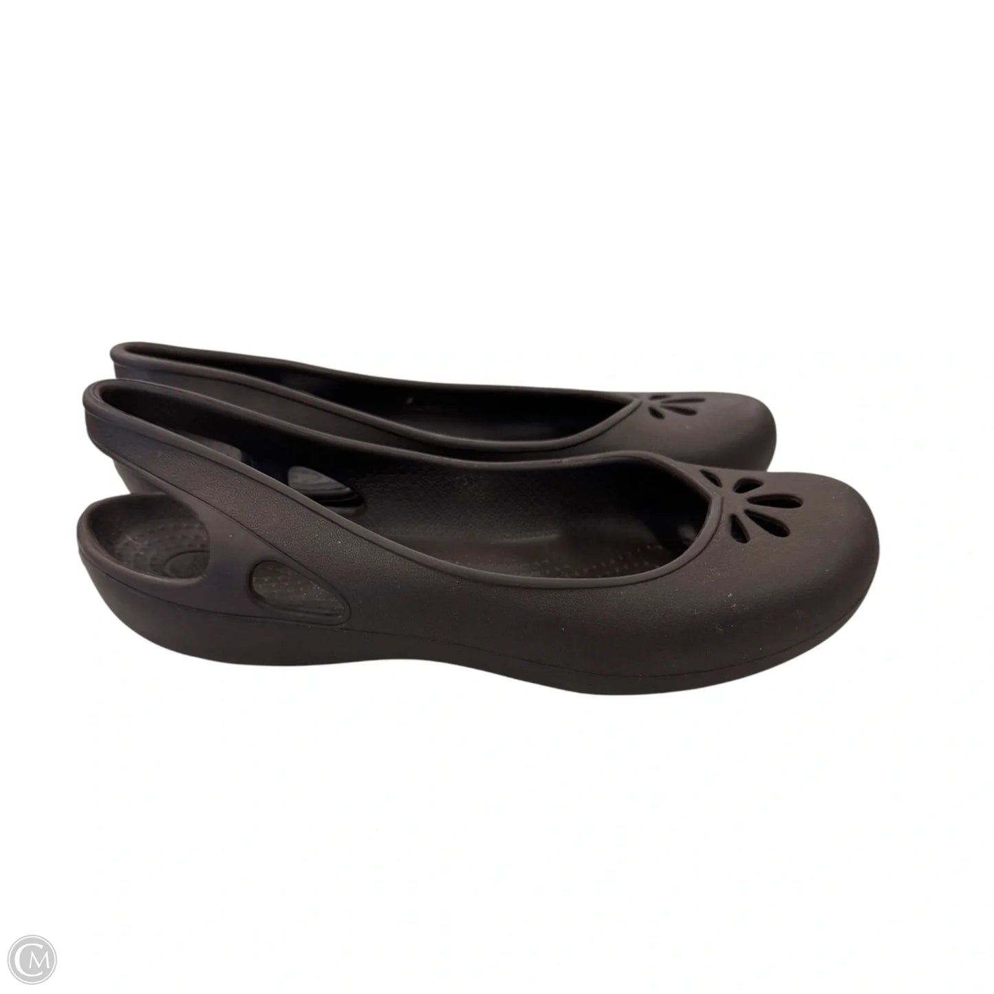 Shoes Flats By Crocs In Brown, Size: 10