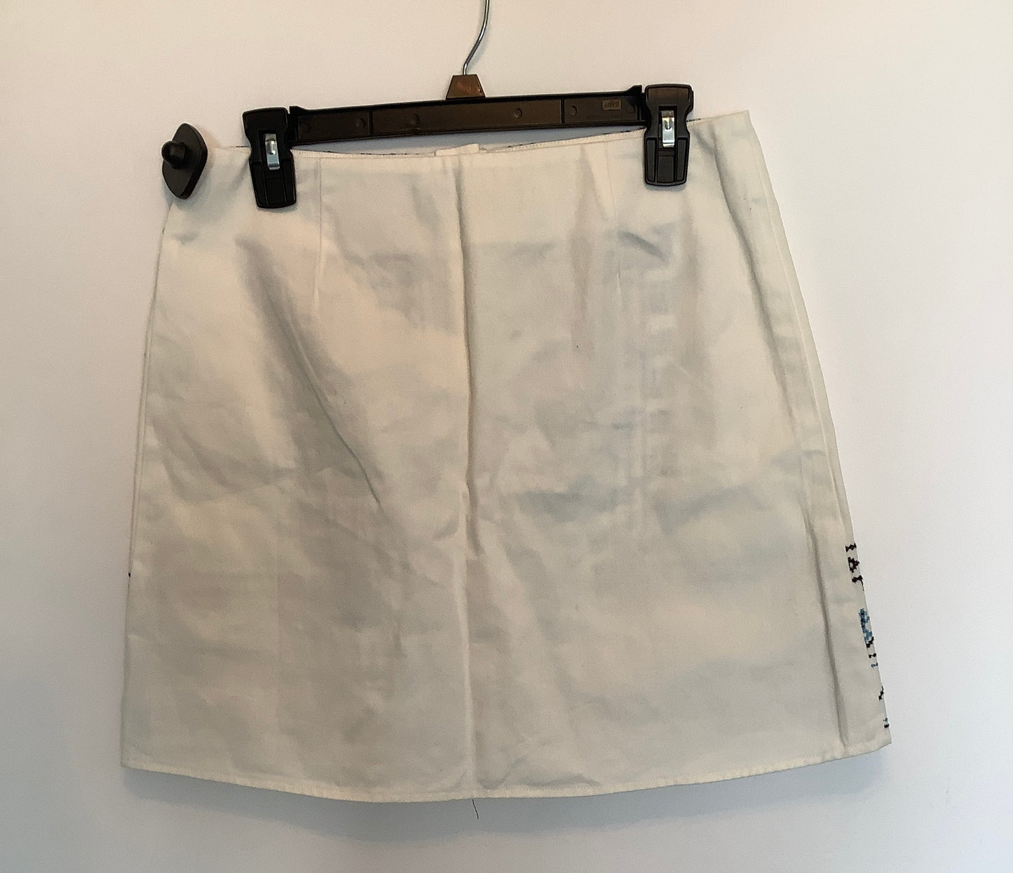 Skirt Mini & Short By Blue Rain In White, Size: 8