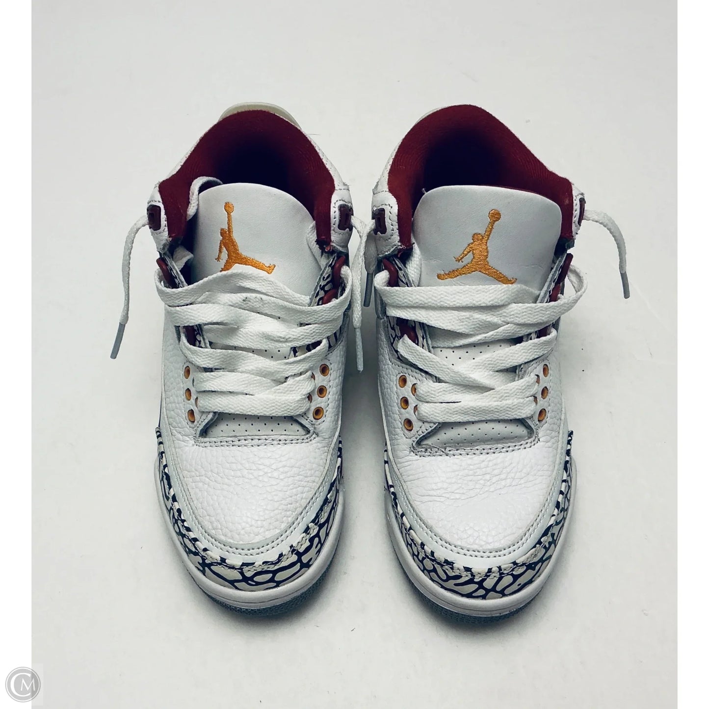 Shoes Luxury Designer By Jordan In White, Size: 5.5