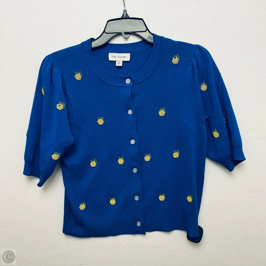 Sweater Short Sleeve By Free Assembly In Blue, Size: M