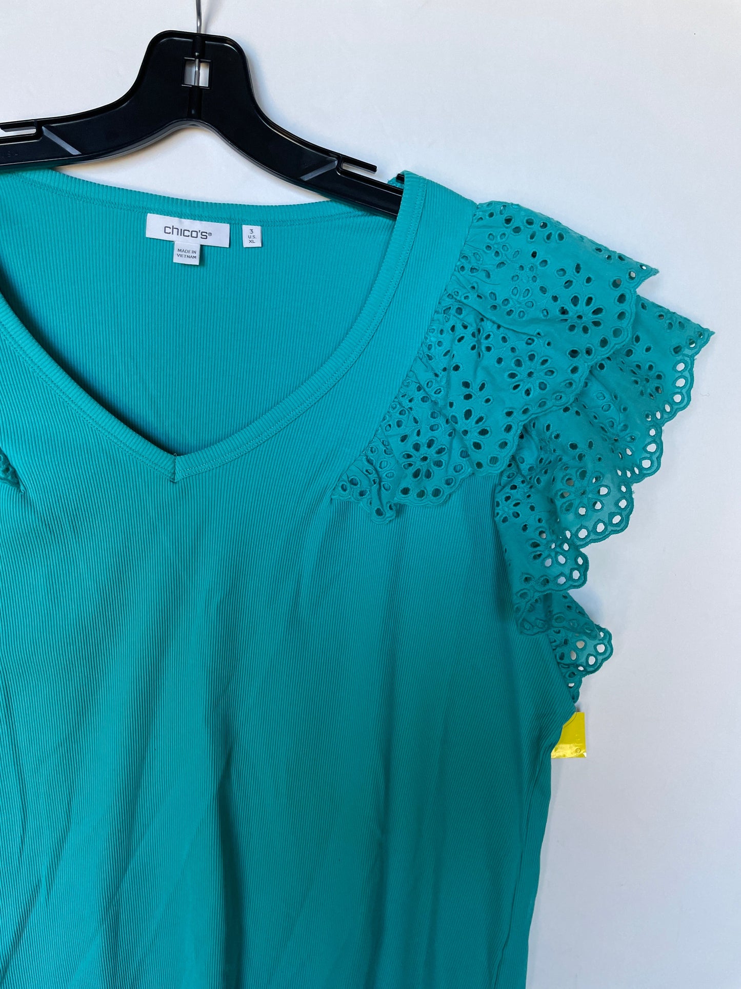 Top Short Sleeve By Chicos In Aqua, Size: Xl