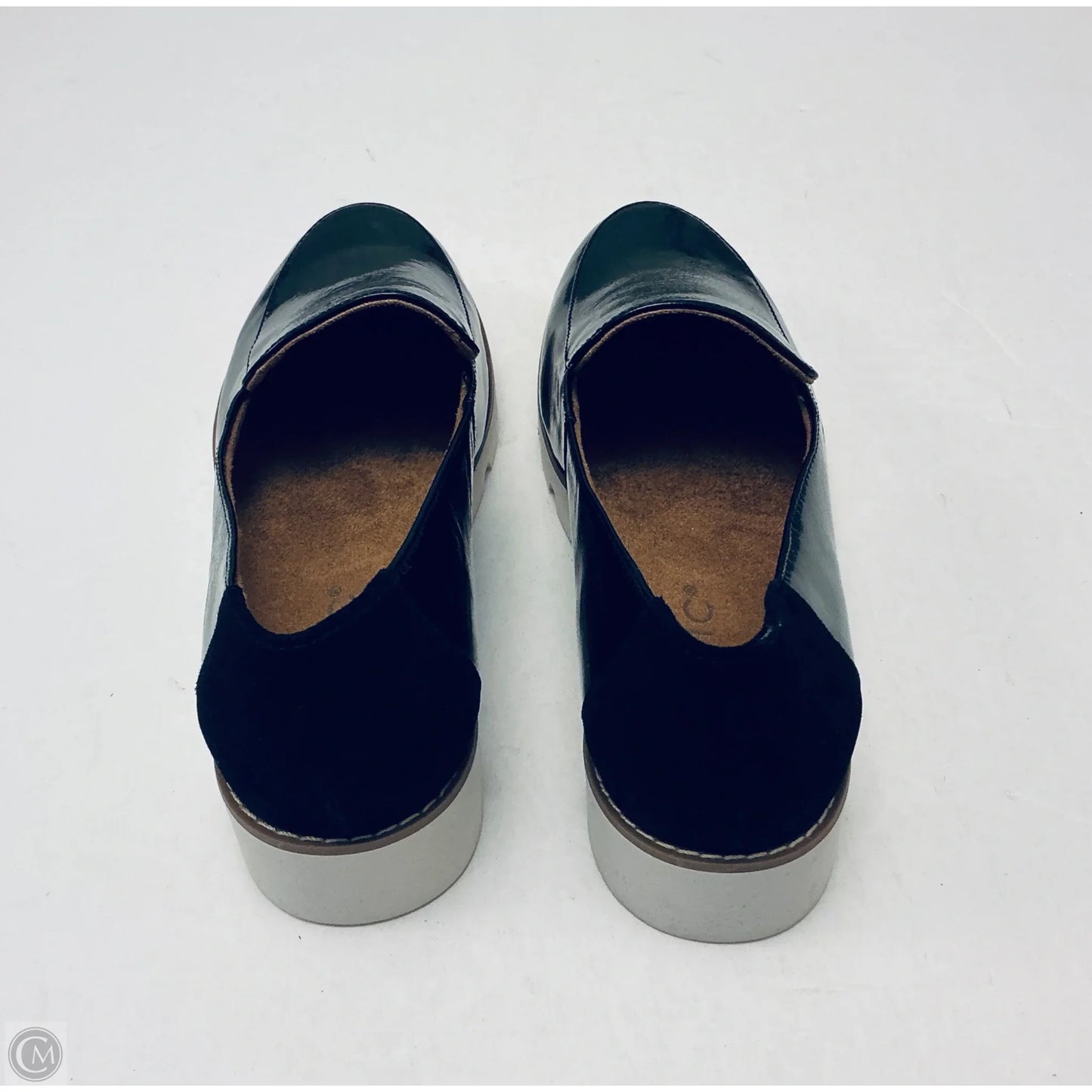 Shoes Flats By Vionic In Black, Size: 6