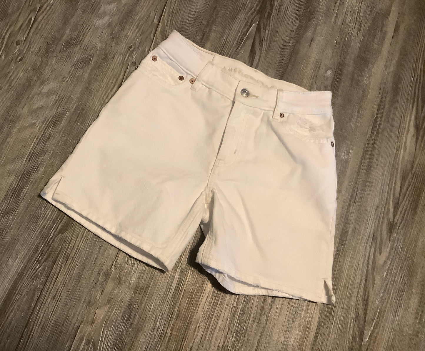 Shorts By American Eagle In White, Size: 00