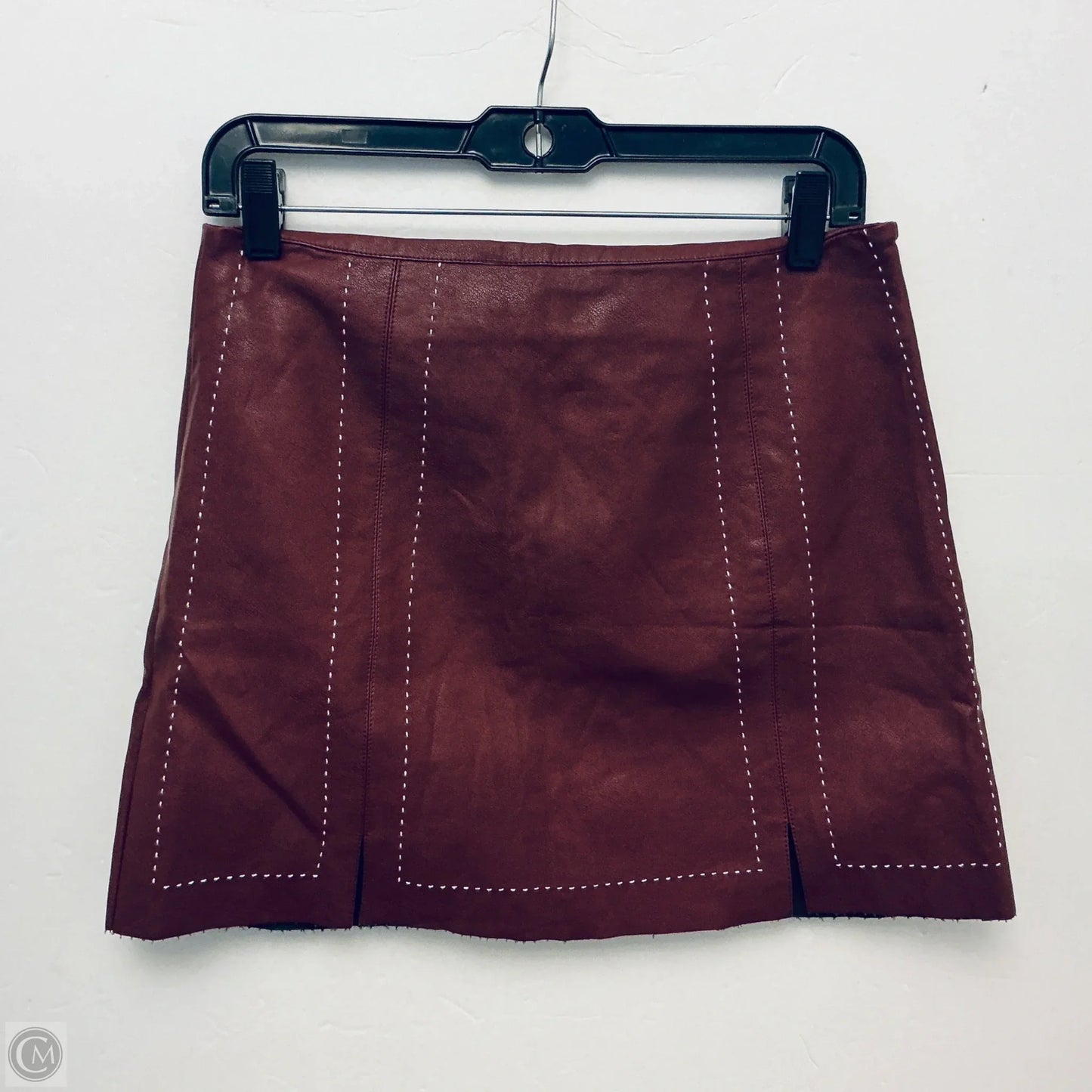 Skirt Mini & Short By Dee Elly In Maroon, Size: M