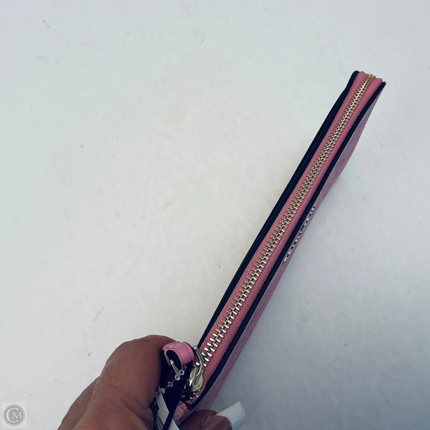 Wristlet Designer By Kate Spade, Size: Medium