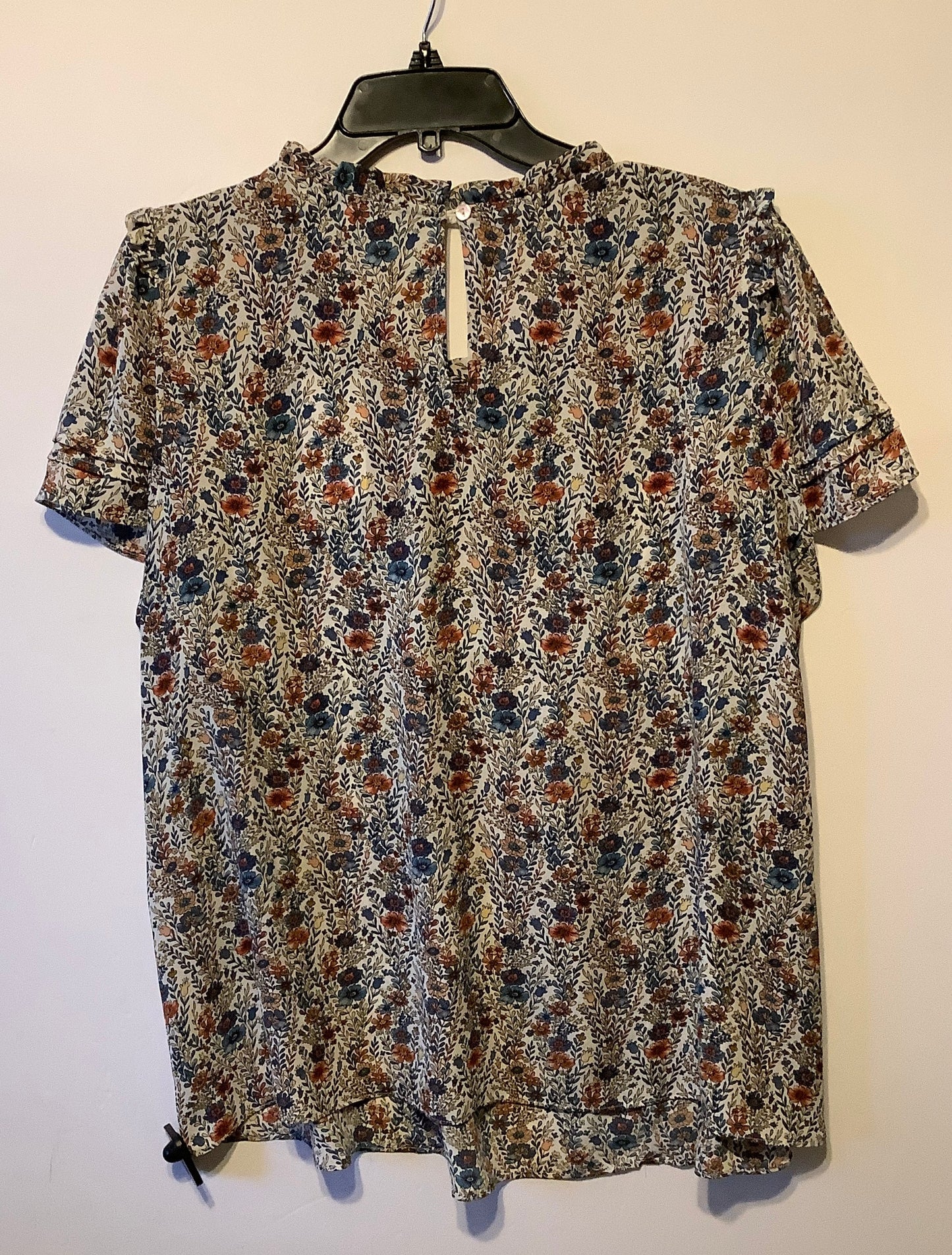 Top Short Sleeve By Rose And Olive In Floral Print, Size: 1x