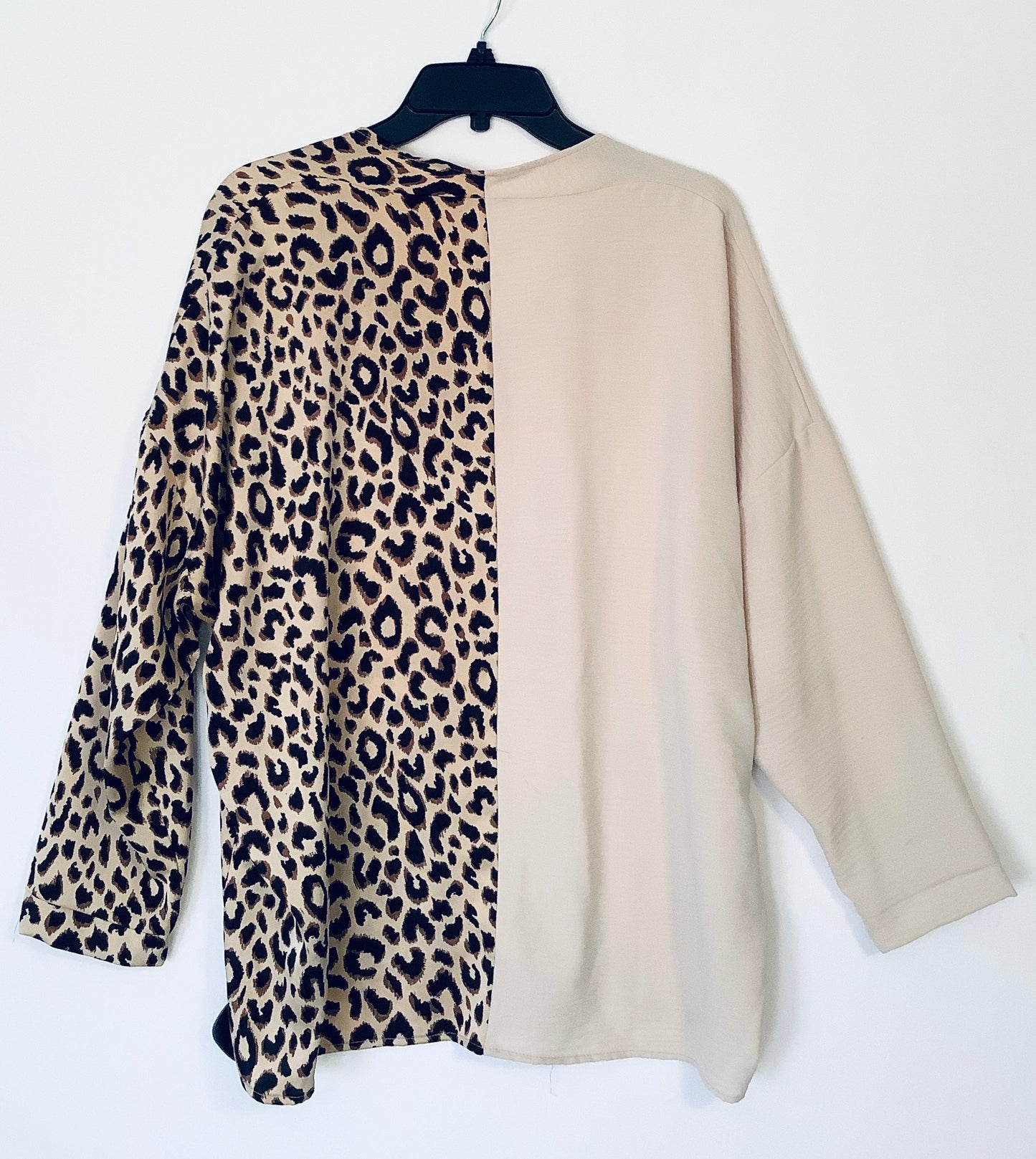 Top Long Sleeve By Jodifl In Animal Print, Size: L