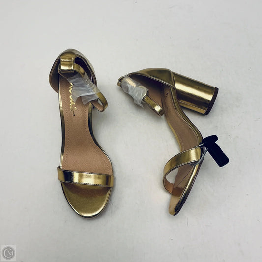 Shoes Heels Platform By Lulus In Gold, Size: 8