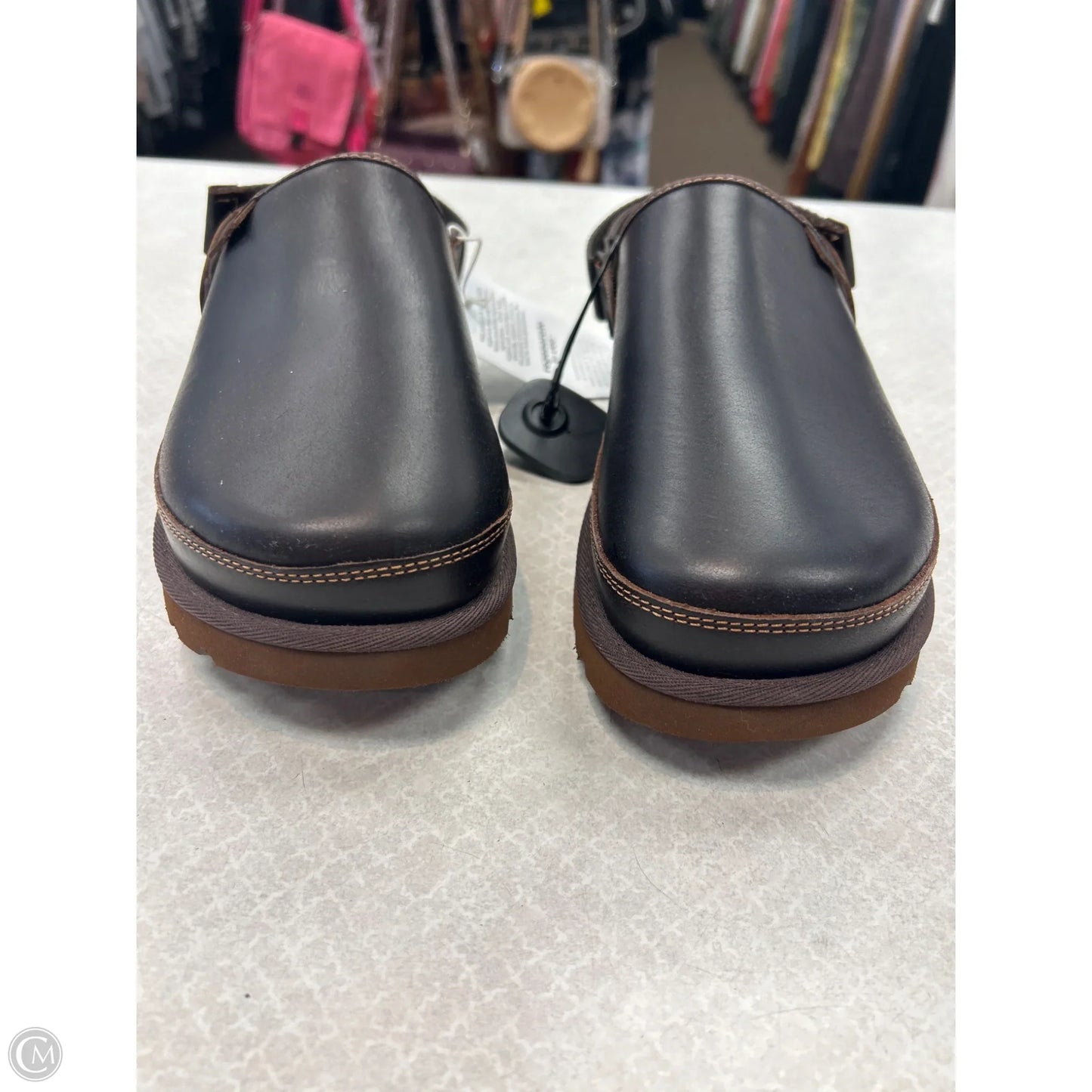Shoes Designer By Ugg In Black, Size: 8