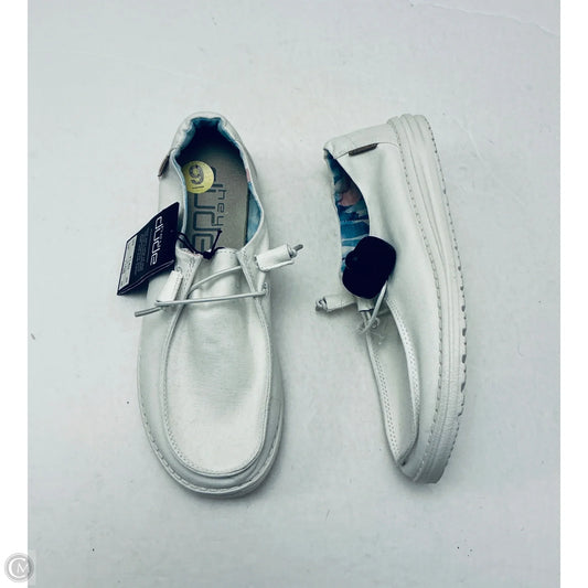 Shoes Sneakers By Hey Dude In White, Size: 9