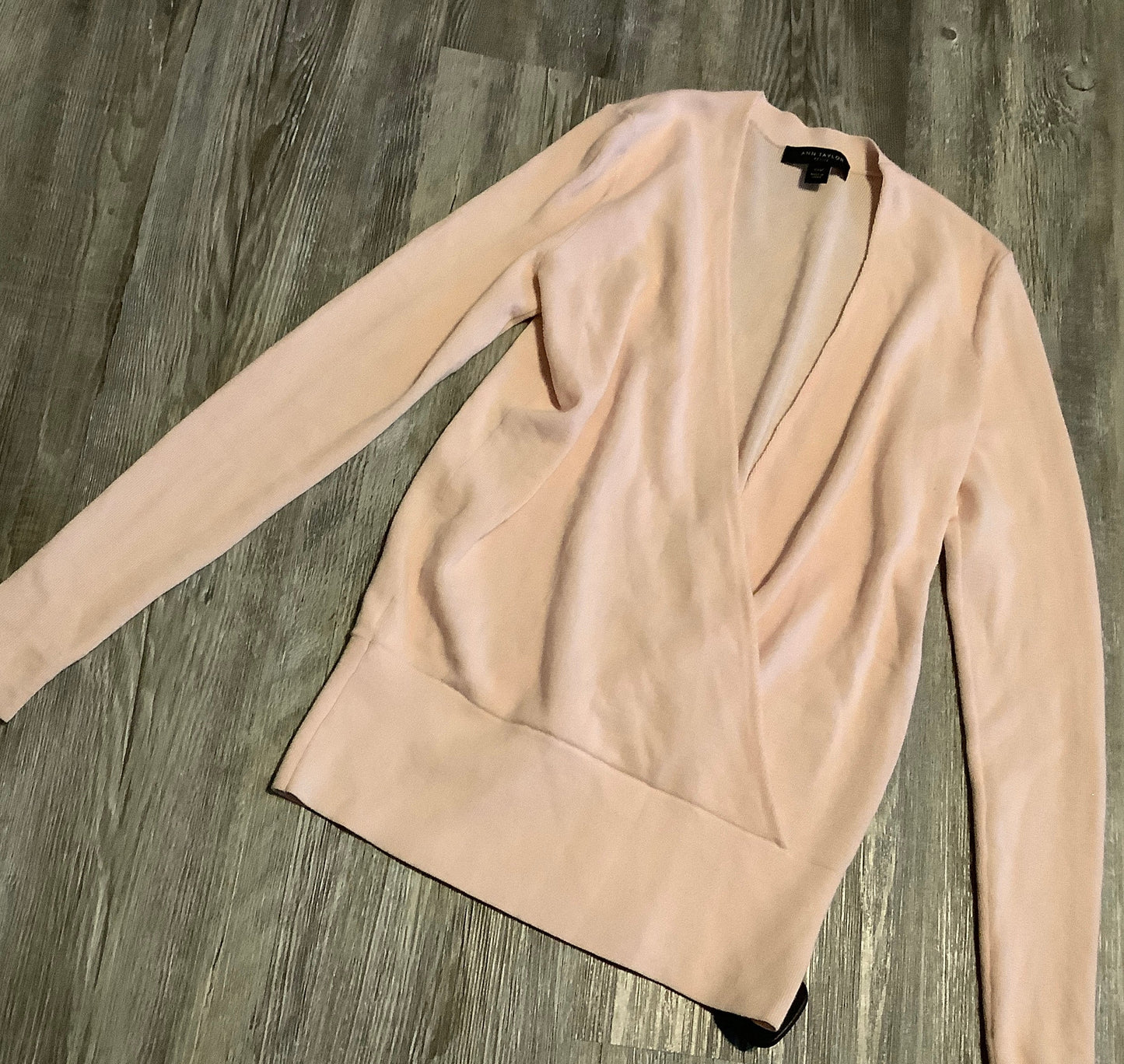 Top Long Sleeve By Ann Taylor In Pink, Size: Xxs