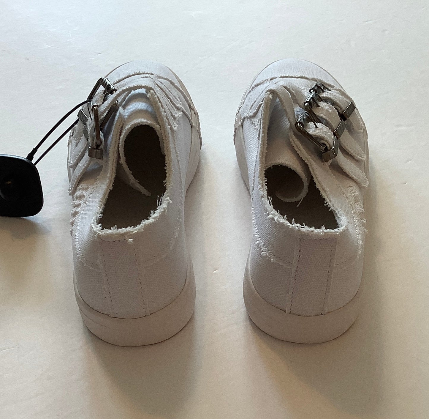 Shoes Sneakers By Blowfish In White, Size: 9