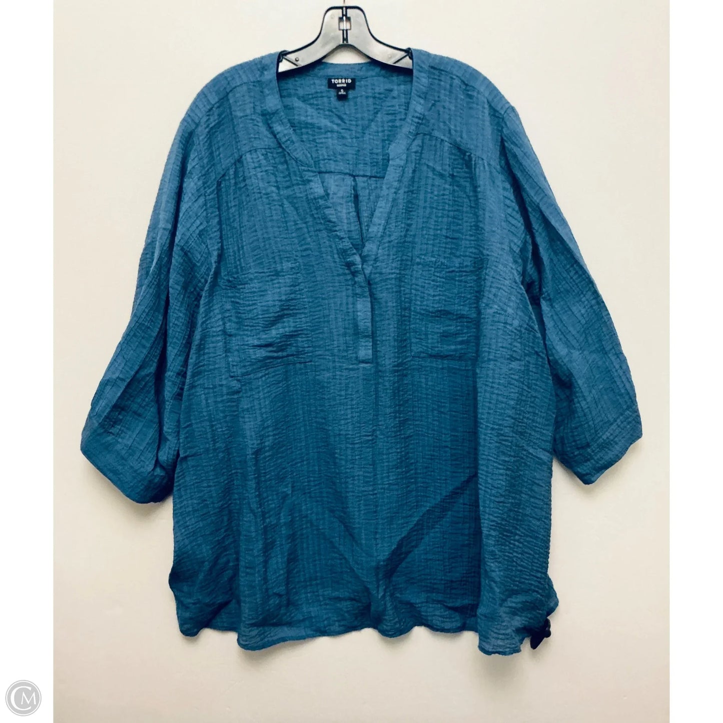Top Long Sleeve By Torrid In Blue, Size: 3x