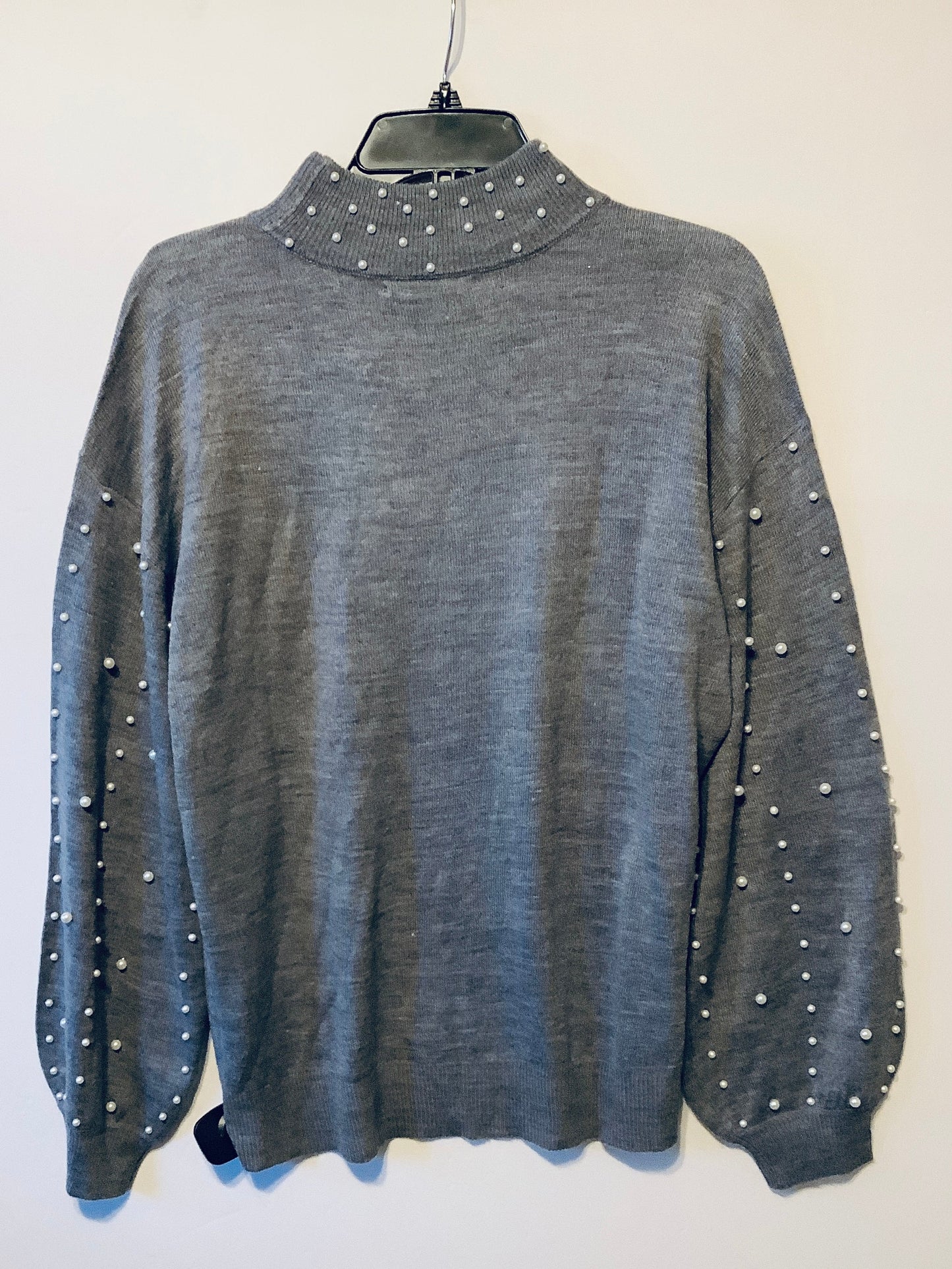 Sweater By New York And Co In Grey, Size: L