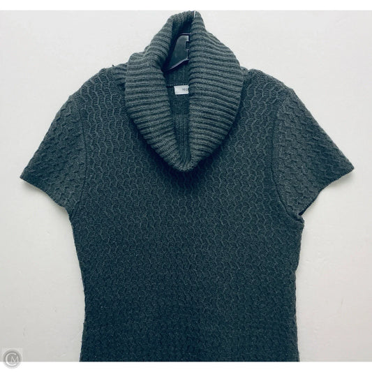 Dress Casual Short By Clothes Mentor In Grey, Size: L