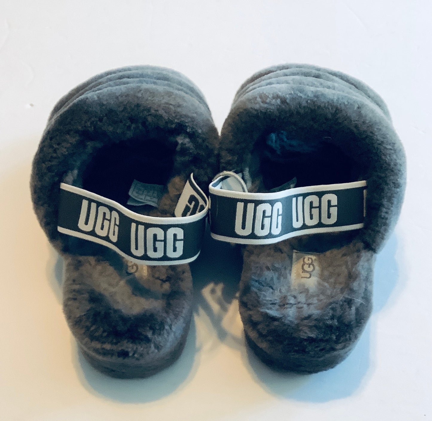 Slippers Designer By Ugg In Grey