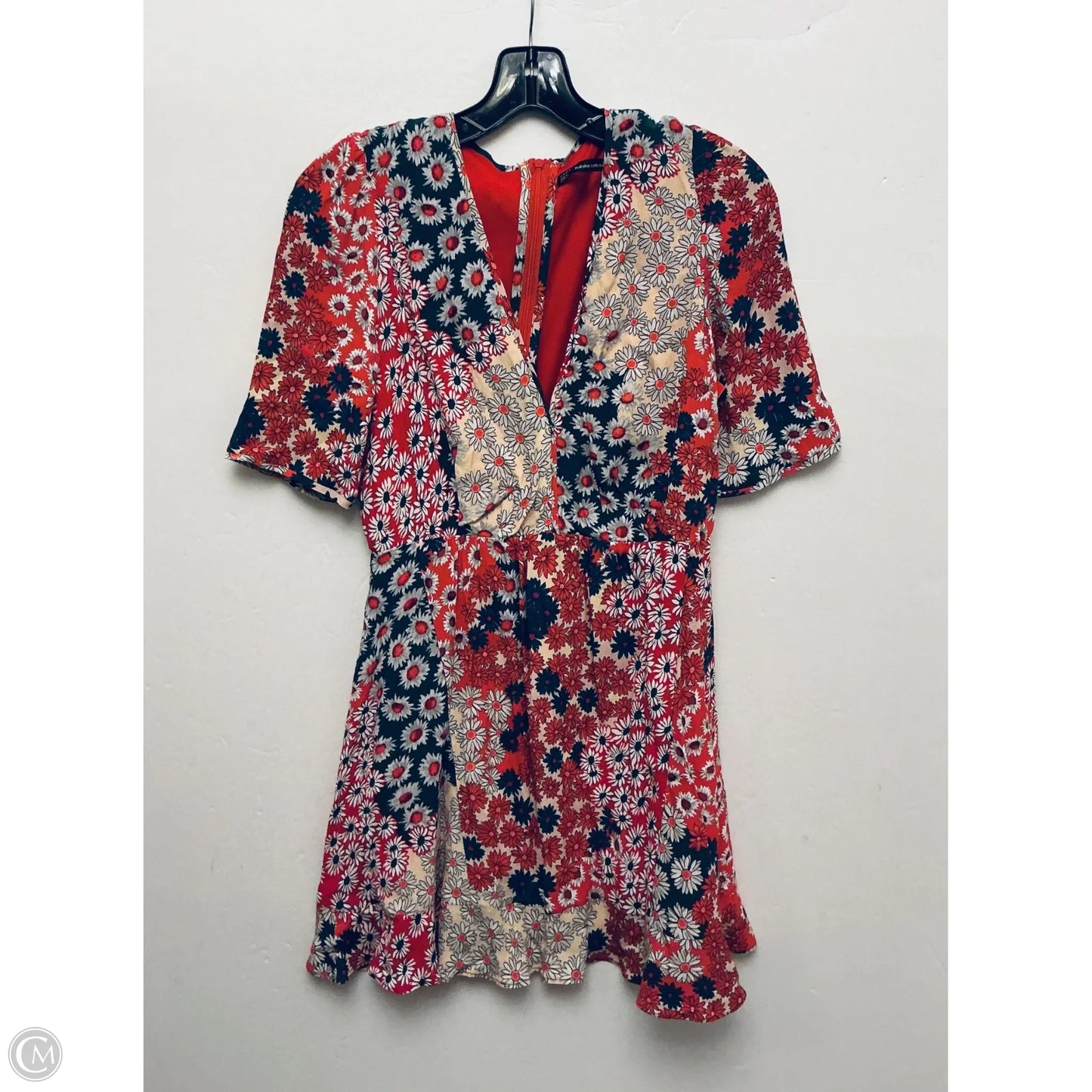 Dress Casual Short By Clothes Mentor In Red, Size: M