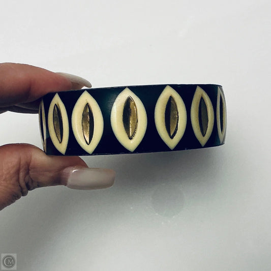 Bracelet Other By Clothes Mentor