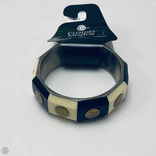 Bracelet Other By Clothes Mentor