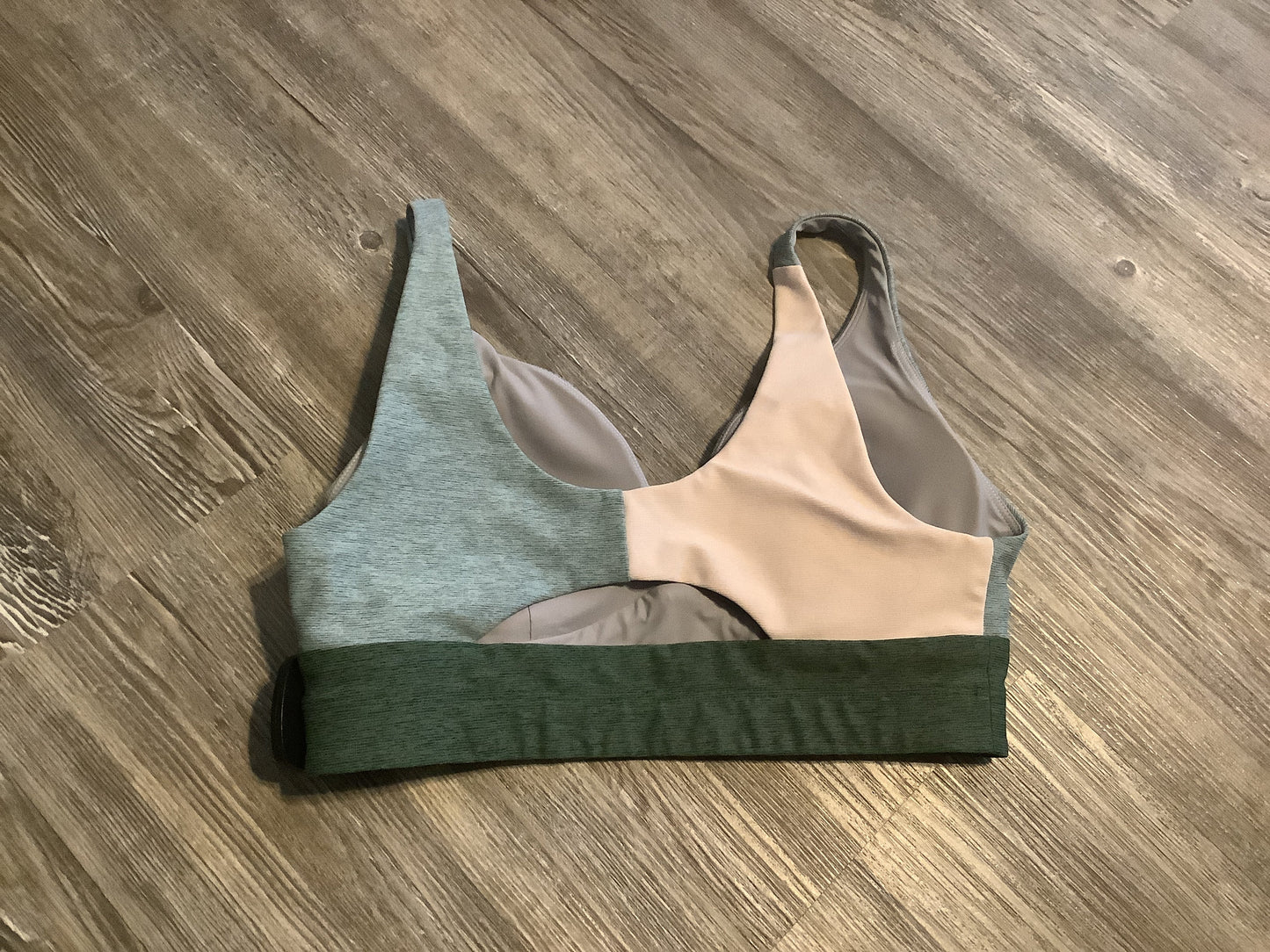 Green Athletic Bra Outdoor Voices, Size S