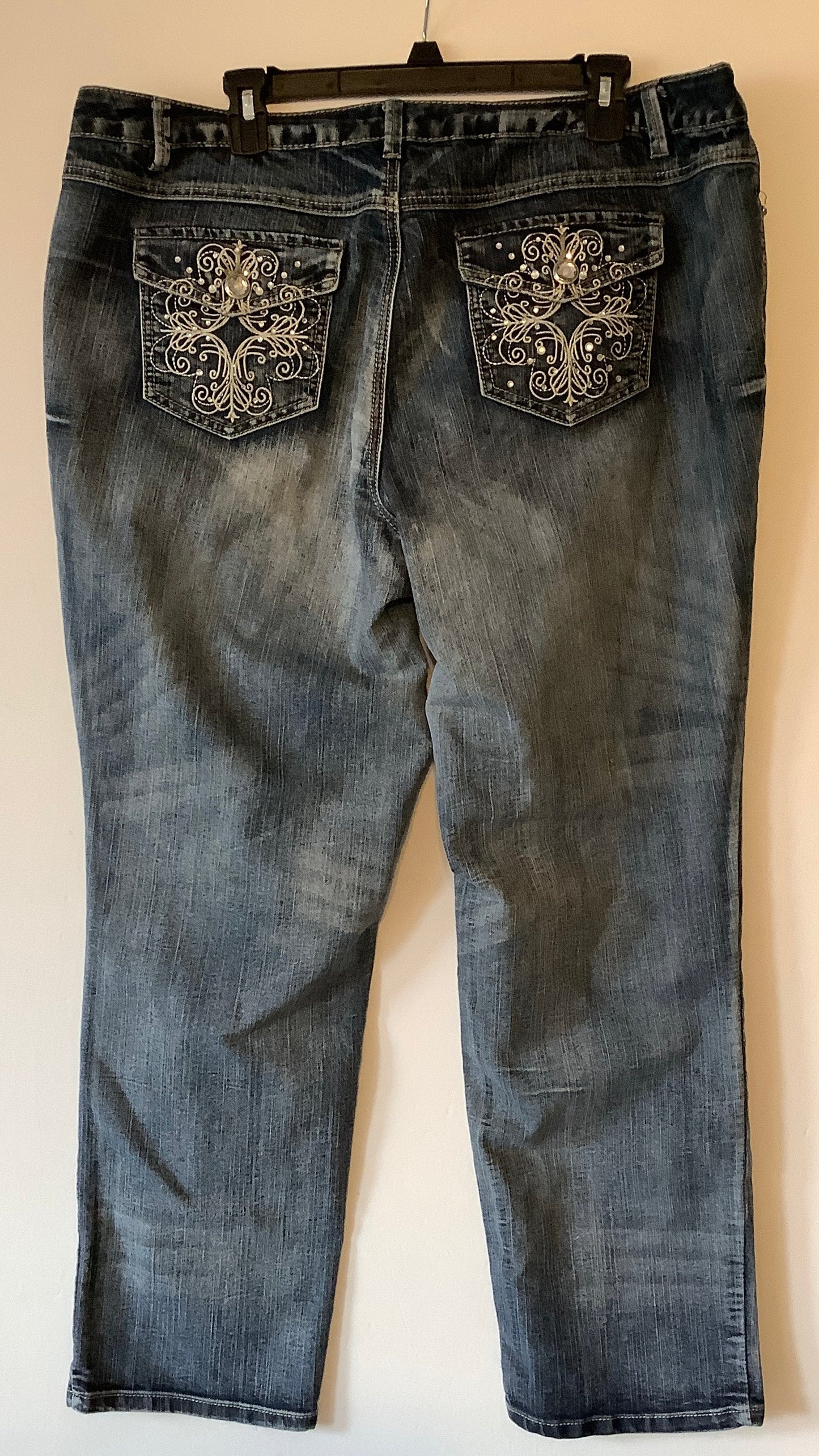 Jeans Straight By Cato In Blue, Size: 18