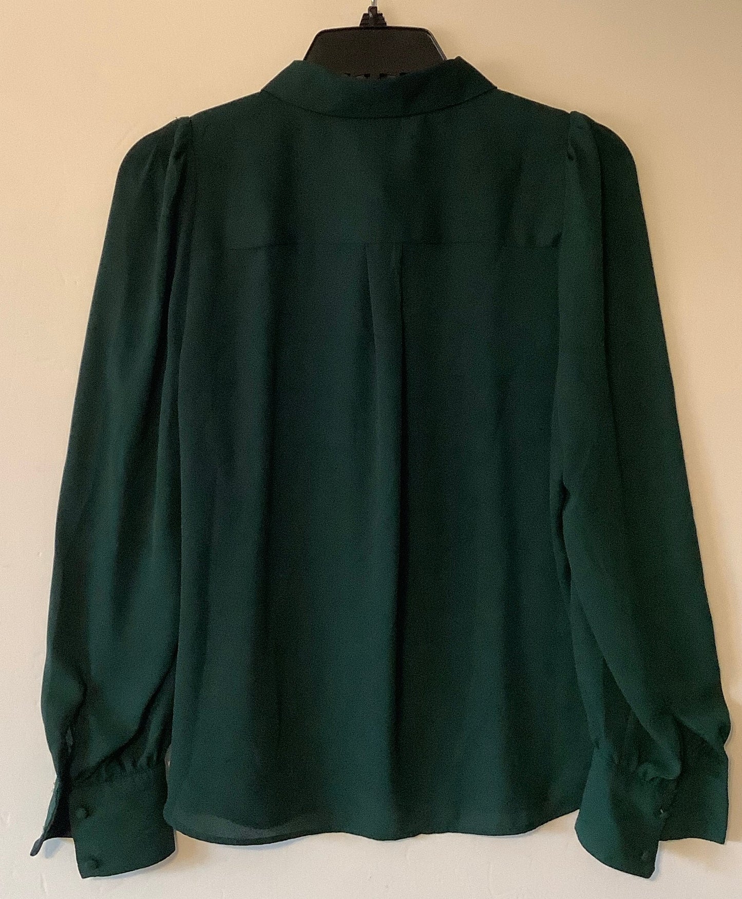 Top Long Sleeve By Vince Camuto In Green, Size: S