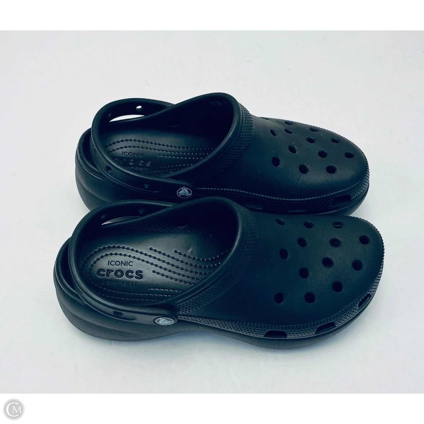 Sandals Flats By Crocs In Black, Size: 10