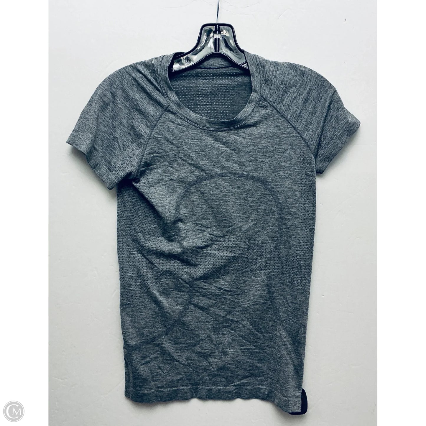 Athletic Top Short Sleeve By Lululemon In Grey, Size: 6