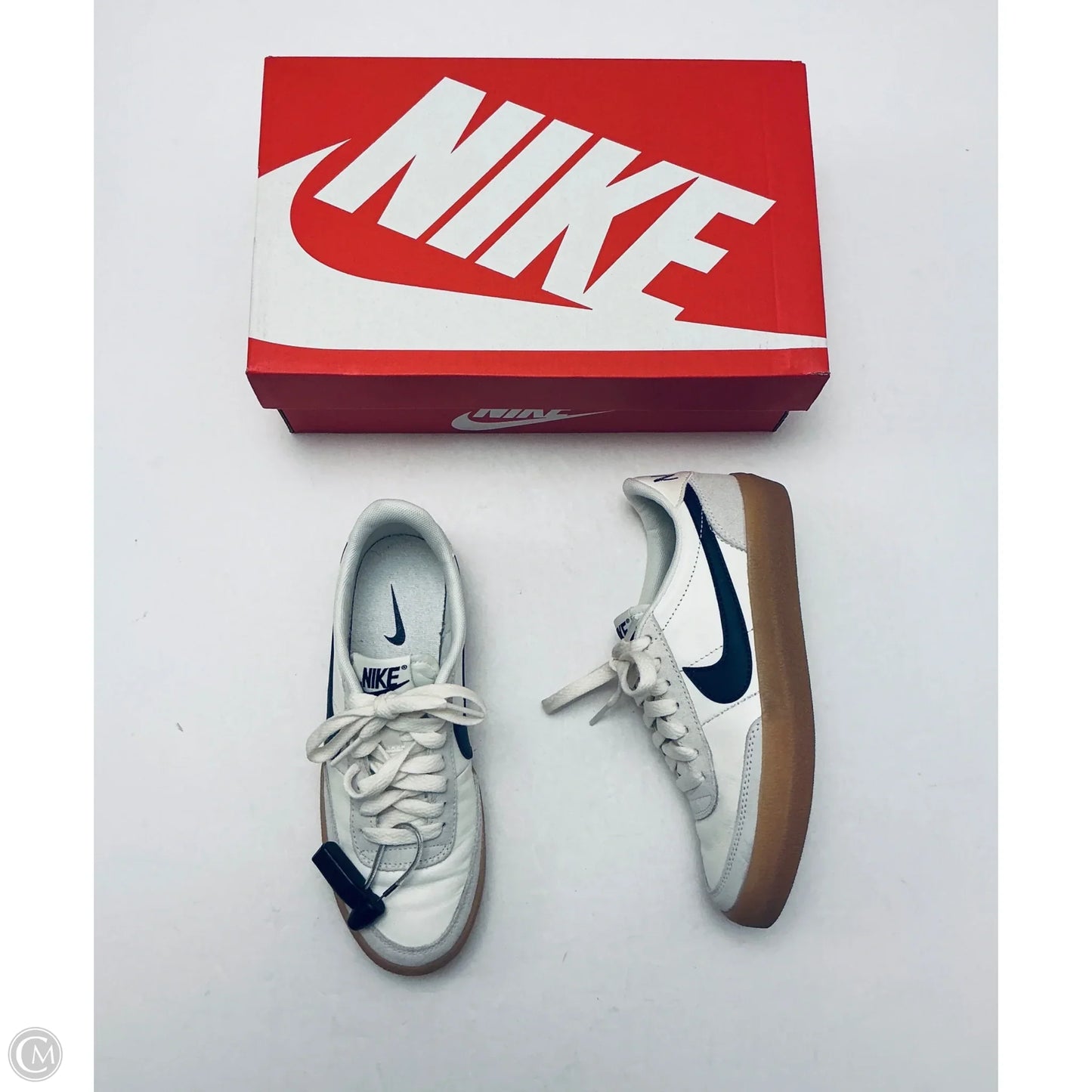 Shoes Sneakers By Nike In White, Size: 5