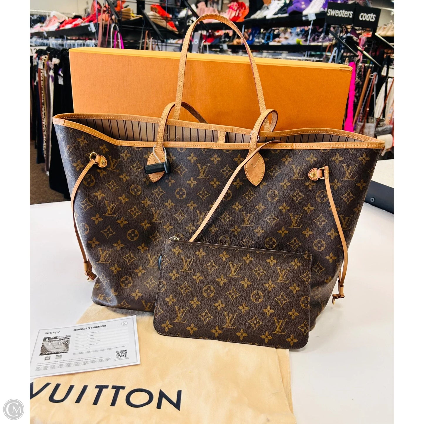 Handbag Luxury Designer By Louis Vuitton, Size: GM