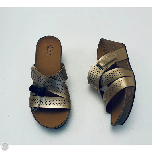 Sandals Flats By Clarks In Gold, Size: 8.5