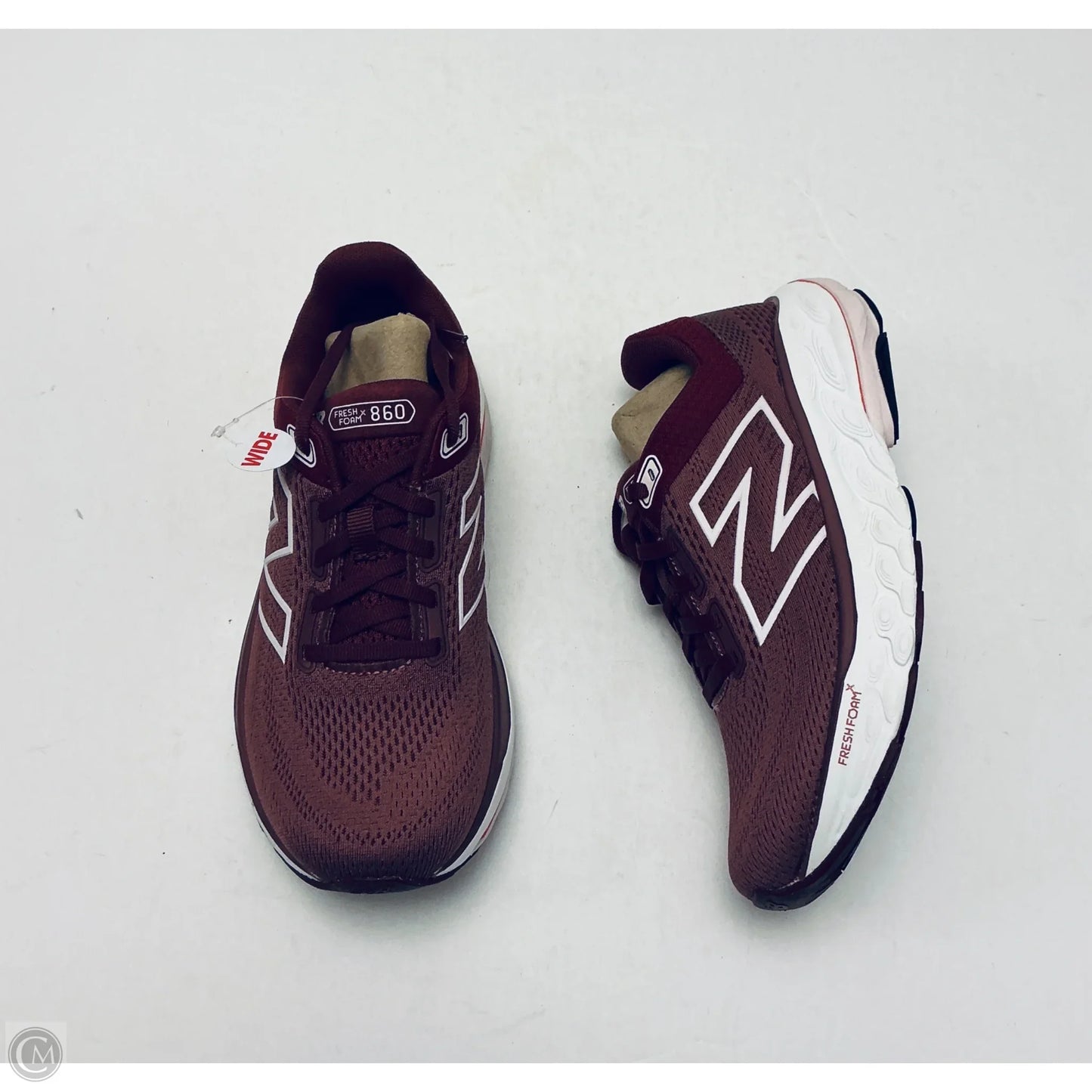 Shoes Sneakers By New Balance In Maroon, Size: 7