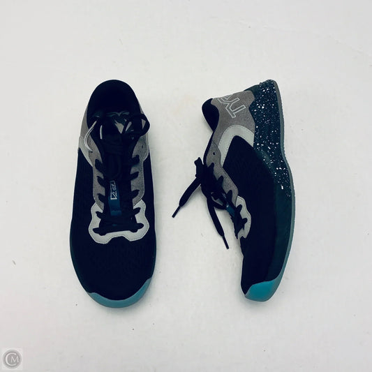 Shoes Sneakers By Cmf In Black & Grey, Size: 6.5