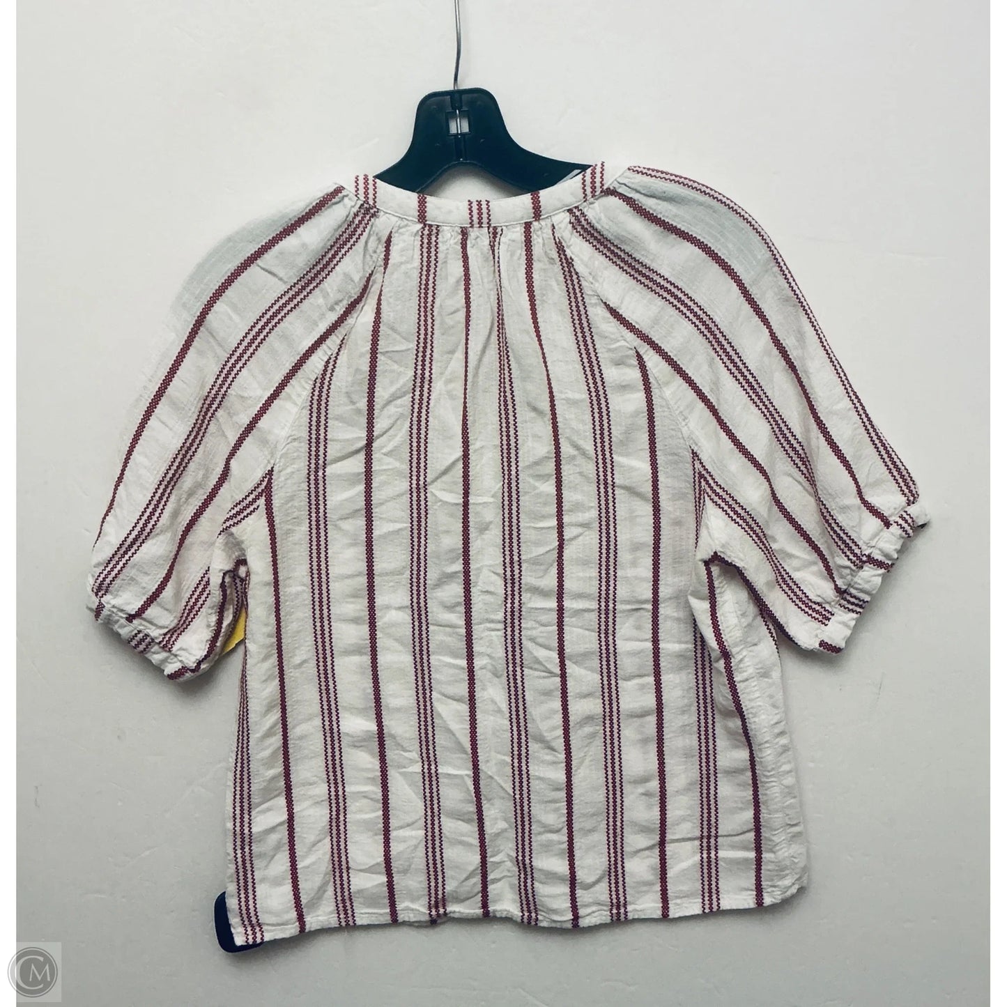 Top Short Sleeve By Evereve In Striped Pattern, Size: S