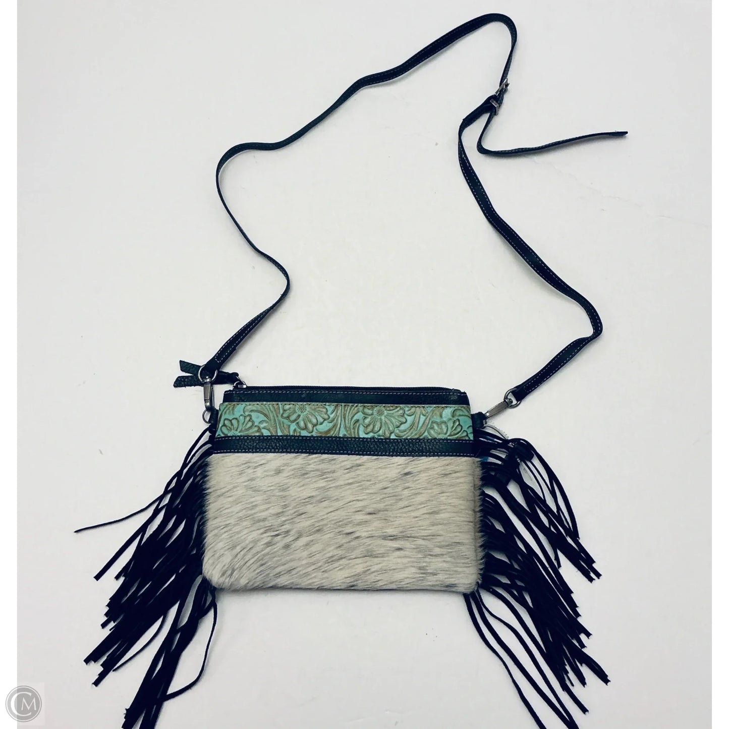 Crossbody By Clothes Mentor, Size: Medium