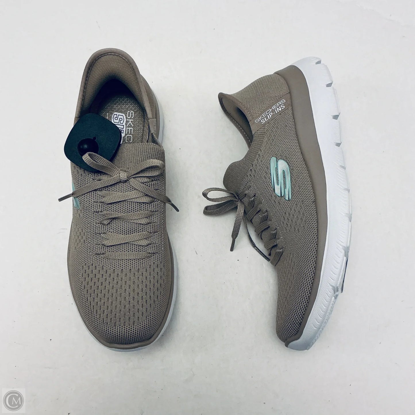 Shoes Athletic By Skechers In Beige, Size: 8.5