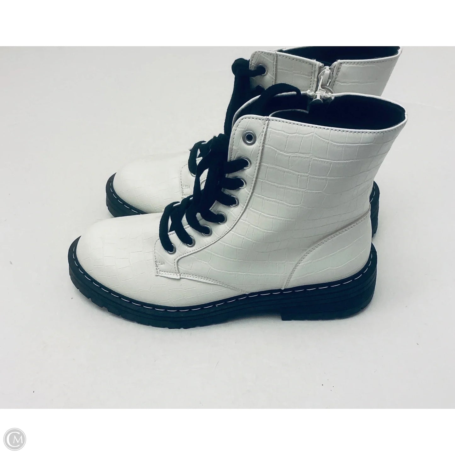 Boots Combat By True Craft In White, Size: 9.5